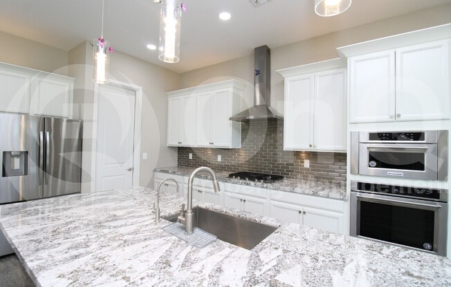 1163 E NOLAN PL