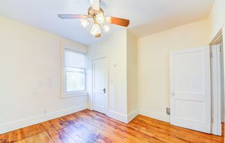 3 beds, 1 bath, $1,500, Unit Apt 2 (top)