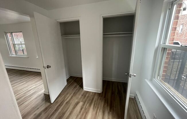 Studio, 1 bath, $1,275, Unit 80-A