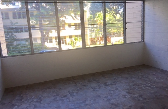 $1,450 Low rise Studio with all utilities included at Punahou Gardens in Makiki