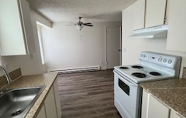 #762 DOWNING HILLS APARTMENTS