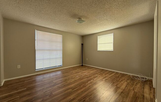 Single Family Home in Tanglewood Terrace