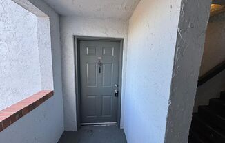 Spacious 2 bedroom, 2 bath condo, West Palm Beach! Congress and Palm Beach Lakes