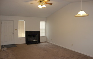 2 beds, 2 baths, $1,325