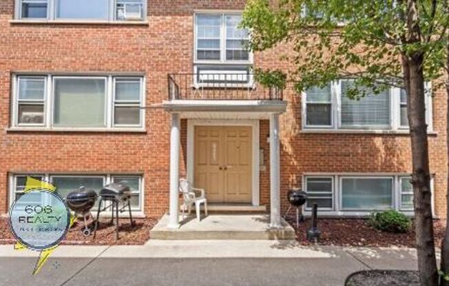 Rosemont - 9465