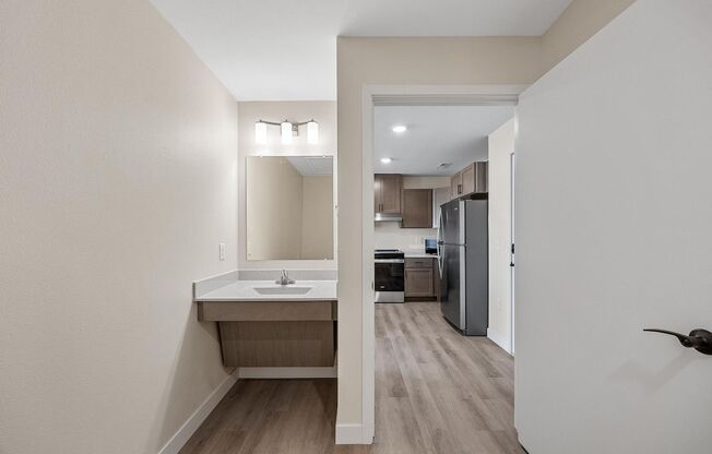 1 bed, 1 bath, 582 sqft, $900, Unit Harvest Lofts - 303