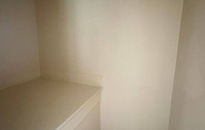 2 beds, 1 bath, $1,150, Unit 2764B