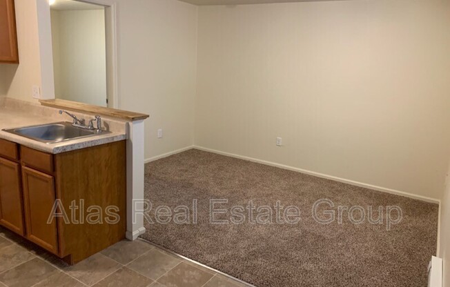 1865 W MOSIER PL