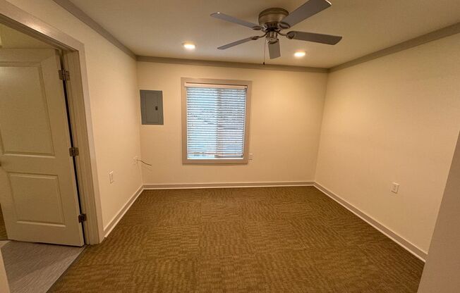 1 bed, 1 bath, $1,375, Unit Unit 311