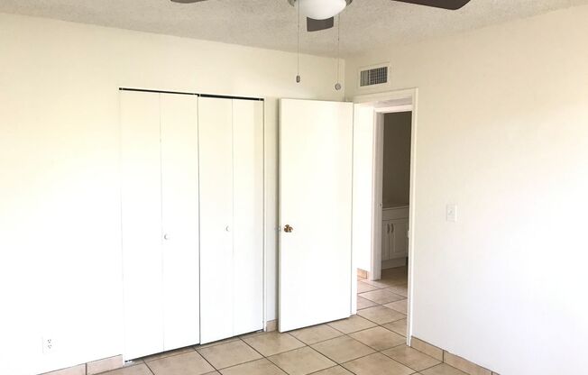 2 beds, 1 bath, $1,250