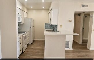 1 bed, 1 bath, $2,595, Unit Huntington Beach, CA 92647