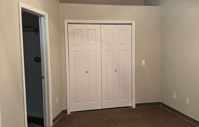 2 beds, 2 baths, 1,018 sqft, $895, Unit 322