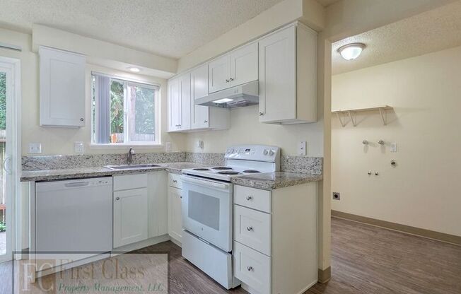 1673 DOLLAR ST