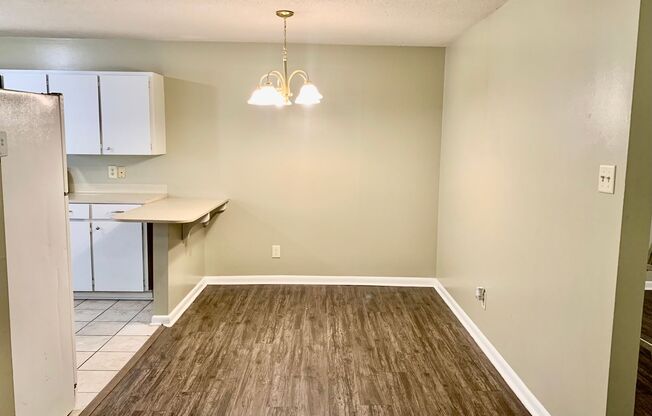 Spacious 2 Bedroom, 1 Bath Apartment on Eraste Landry