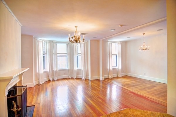 238 Marlborough St