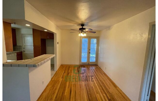 3 BEDROOM 1 BATH HOME IN MODESTO!!