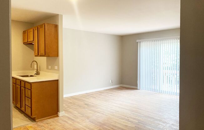 Studio, 1 bath, 425 sqft, $795, Unit 3060-401