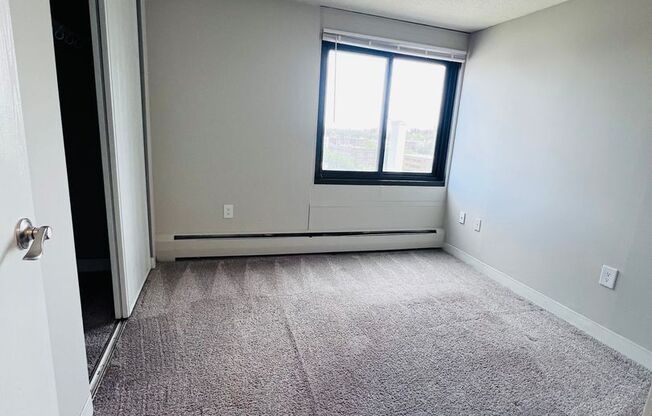 2 beds, 1 bath, 710 sqft, $1,450, Unit # 803