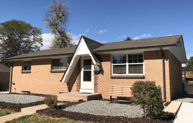 12357 E DAKOTA AVE