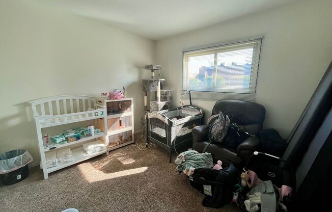 2 beds, 1.5 baths, $1,350, Unit 110