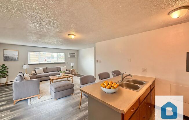 1691 MOORE AVE