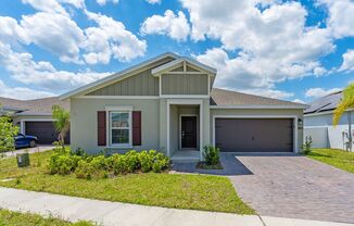 4 beds, 2 baths, $2,600, Unit Knightsbridge