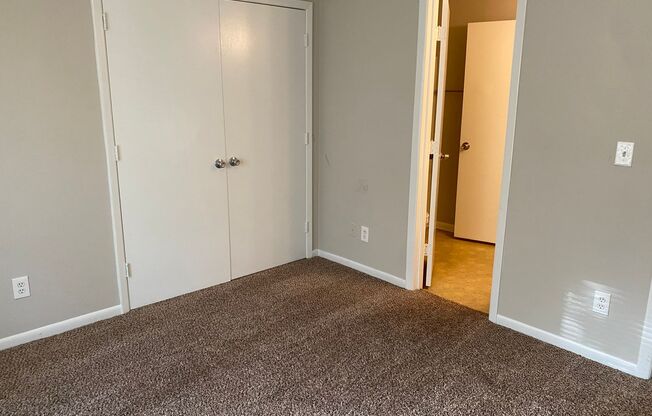 2 beds, 2 baths, $980, Unit # CRK