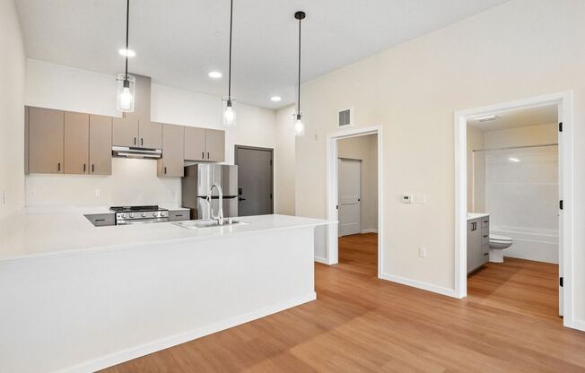 1 bed, 1 bath, 548 sqft, $2,150, Unit 105