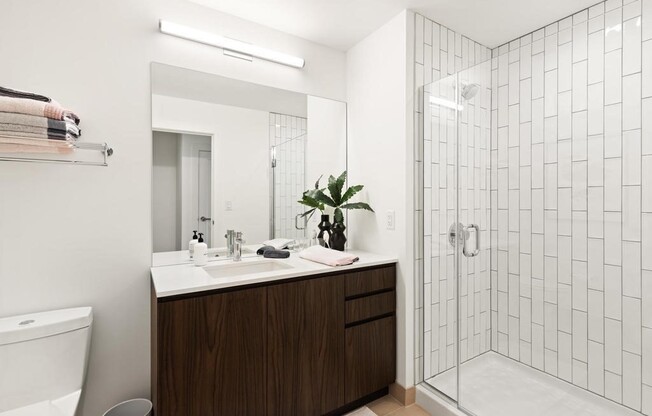 Studio, 1 bath, 557 sqft, $3,075, Unit 2-703