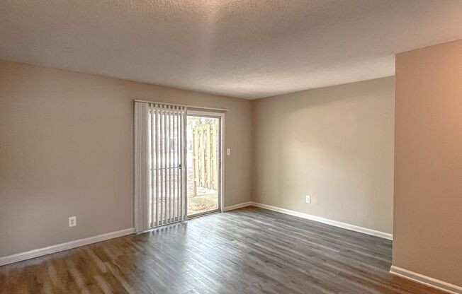 2 beds, 1.5 baths, 850 sqft, $1,125, Unit 03A