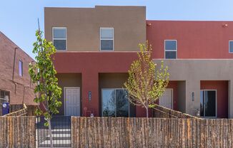 3 Bedroom Santa Fe Townhouse