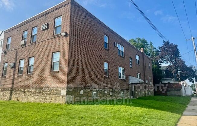 400 UNRUH AVE