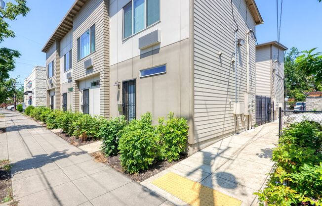 Holgate 8 Apartments