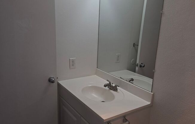 1 bed, 1 bath, 500 sqft, $1,795, Unit 55-43