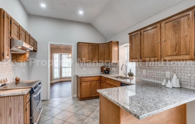 3 beds, 2 baths, $2,400