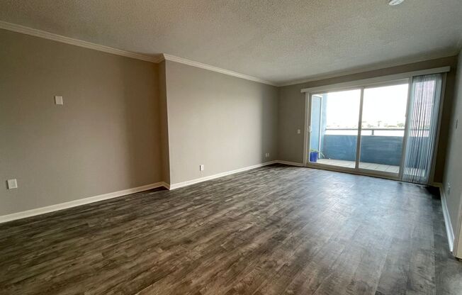 1 bed, 1 bath, $1,175, Unit #207