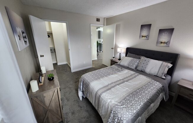 1 bed, 1 bath, 704 sqft, $1,164