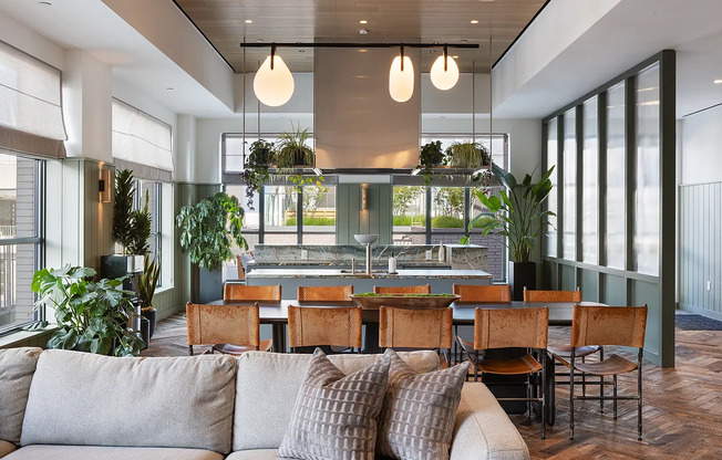 2 beds, 2 baths, $9,000, Unit 9A