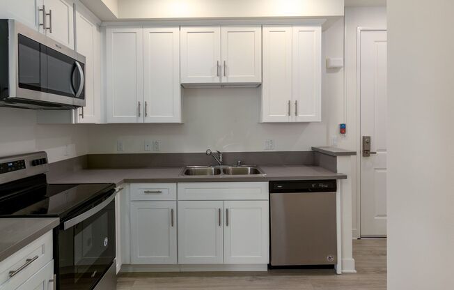 1 bed, 1 bath, 580 sqft, $2,295, Unit 302