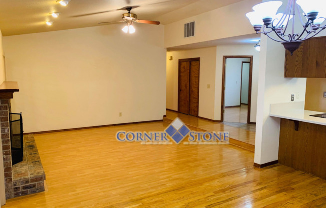 Boise Home with 2 Master Bedrooms!