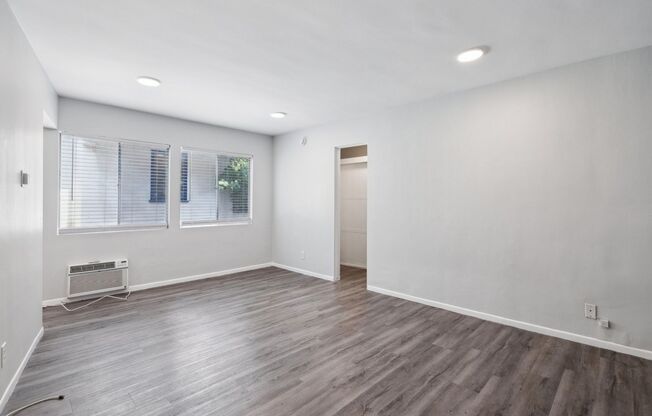 Studio, 1 bath, 615 sqft, $1,898, Unit 201