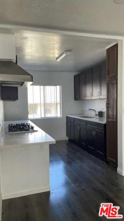 1 bed, 1 bath, 785 sqft, $1,875, Unit 7