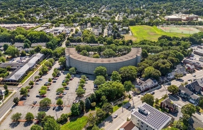 2 beds, 1 bath, 800 sqft, $2,800, Unit 635