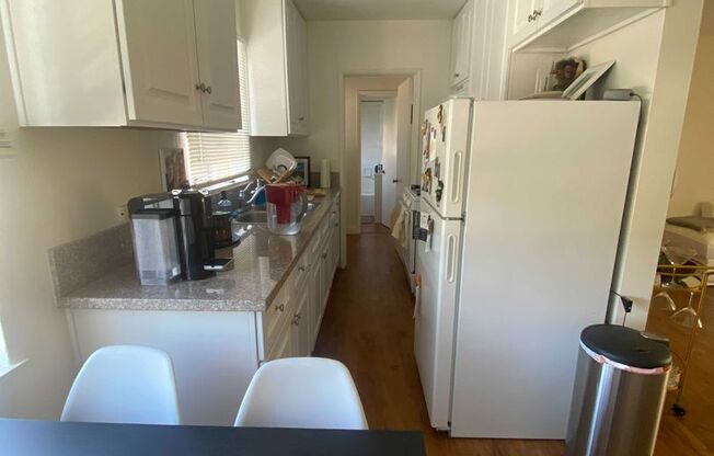 1 bed, 1 bath, $2,495, Unit Unit 5