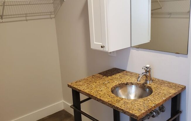 1 bed, 2 baths, 1,167 sqft, $1,250, Unit 112-301