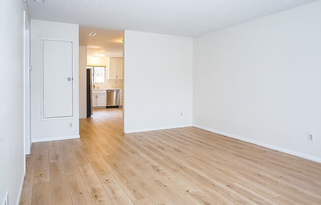 Detached home centrally located in Linda Vista / Mission Valley!