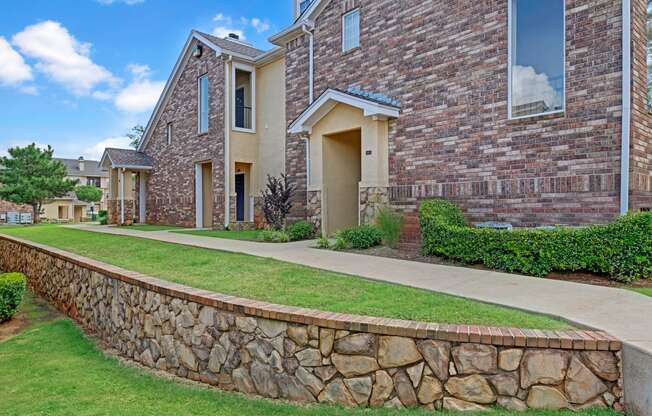Quail Landing Exterior