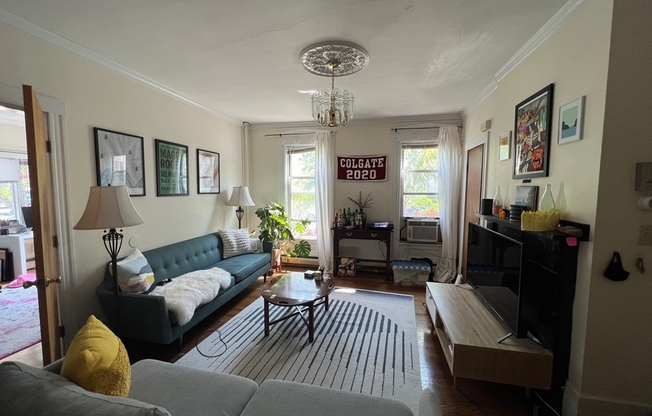 329 Broadway Apt 1