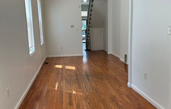 2225 N 17 ST