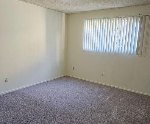 2 beds, 2 baths, 900 sqft, $2,600, Unit 230